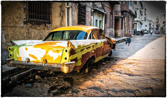 1957 Plymouth Fury, Havana